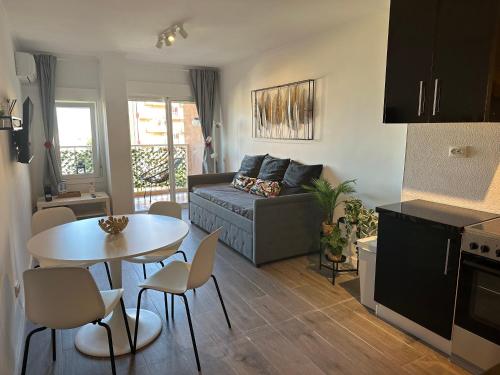 Apt céntrico con vistas, recep 24 hs, consultar piscinas