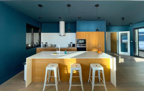 Köök või kööginurk majutusasutuses Villa Marine - 10 pers - Centre Cassis - Piscine