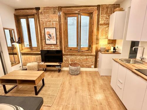 Reina Sofía Museum House