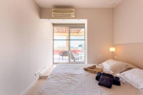 Centrally located flat with sea view terrasse