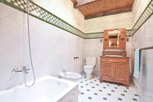 Kylpyhuone majoituspaikassa Caserio Gaztelu