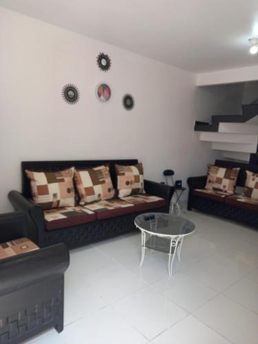 Casa amueblada a unos minutos del aeropuerto
