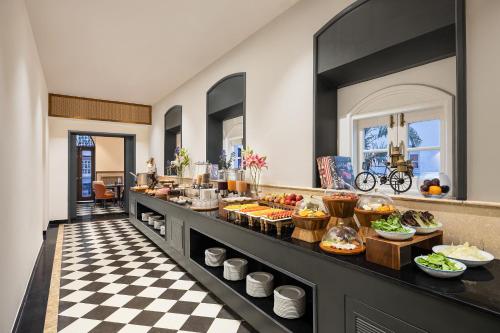 Mad på resortet eller i nærheden