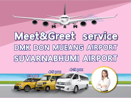 un prospectus pour un concessionnaire automobile avec des voitures et un avion dans l'établissement Room in Condo - T8impact Challenger Mueang Thon Thani Free WIFI, à Nonthaburi