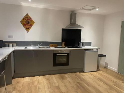 Køkken eller tekøkken på Poplar holiday cottage