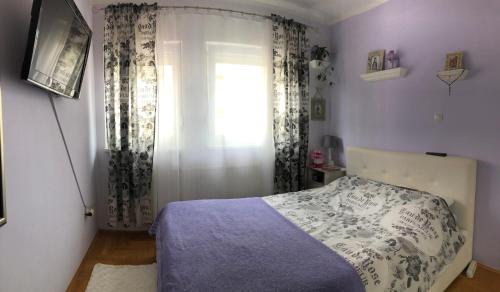 Cosy apartment-private parking