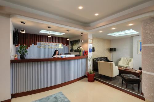 Vstupní hala nebo recepce v ubytování Hotel Brilant Saranda