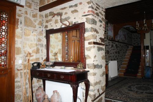 Guesthouse To Spiti Τou Gakou tesisinde bir banyo