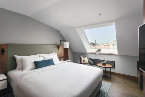 Prague Marriott Hotel Image