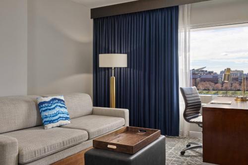 SpringHill Suites by Marriott Denver Downtown Image