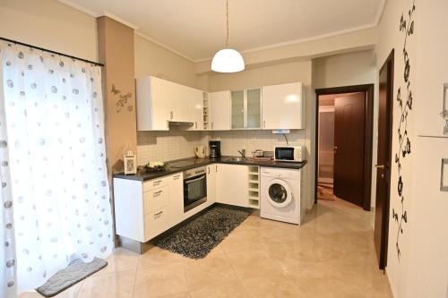 Cozy Apartment Νear Nea Paralia of Thessaloniki
