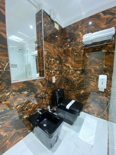 Un baño de Hotel Deluxe