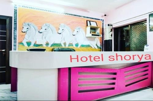 Capital O Hotel Shorya – Photos 3