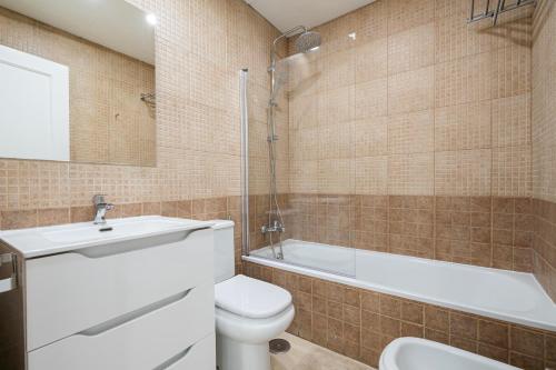 For You Rentals Elegante y bonito apartamento TEMPORAL en el Corazón de Madrid DIN131C