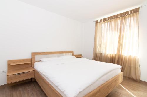 Postel nebo postele na pokoji v ubytování Good Vibes Apartment Izola by Locap Group