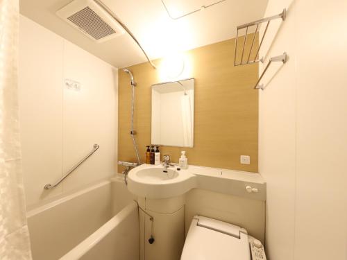 Et badeværelse på Smile Hotel Shinagawa Sengakuji Ekimae