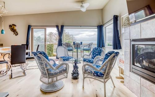 Φωτογραφία από το άλμπουμ του Pirates Cove View σε Depoe Bay