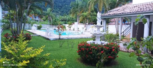 Hotel Portal de Barequeçabaの敷地内または近くにあるプール