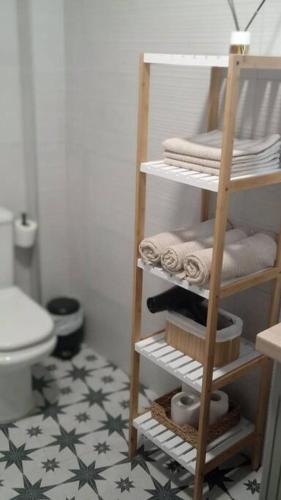 Kamar mandi di Apartamento Bayyana