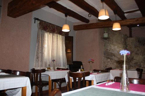 Εστιατόριο ή άλλο μέρος για φαγητό στο Hotel Mesón del Gallo