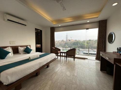 Gallery image of Hotel The Imperio in New Delhi