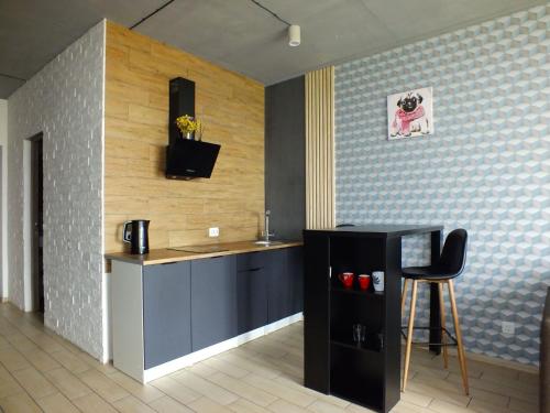 Кухня или мини-кухня в Smart apartment
