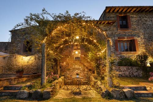 Κήπος έξω από το Castello di Cafaggio