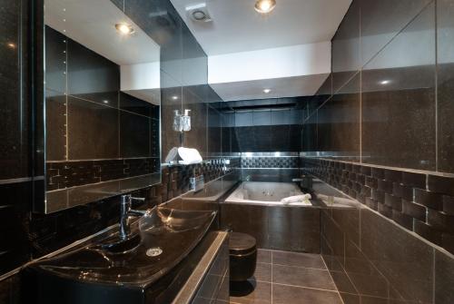 Boutique 56 Image