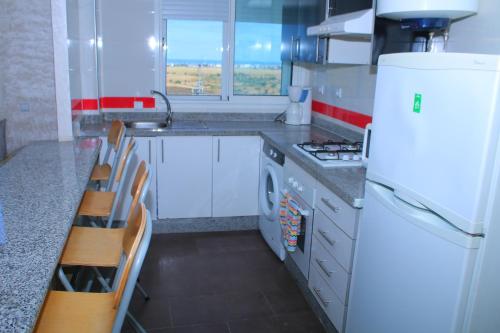 Küche/Küchenzeile in der Unterkunft Bouznika 4
