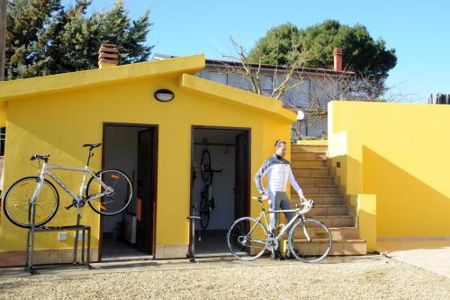 SerradifalcoにあるSicily Bike di Fina Rosarioのギャラリーの写真