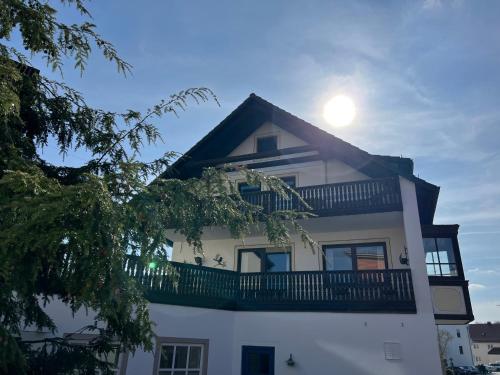 Aparthotel Parsberg LFerstl
