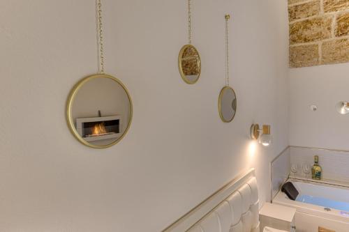 Bagno di Andrea's luxury home climatizzata con vasca idromassaggio nel centro storico