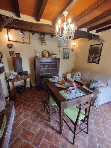 Gallery image of La Casetta della Nonna in Caprese Michelangelo