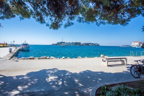 Holiday home Camellia