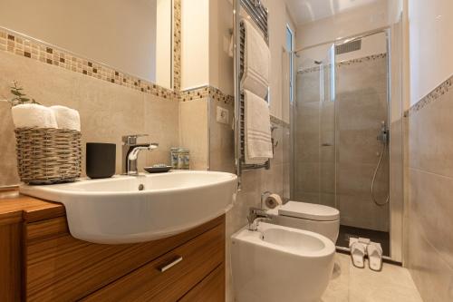 Ένα μπάνιο στο BePlace Apartments in Missori