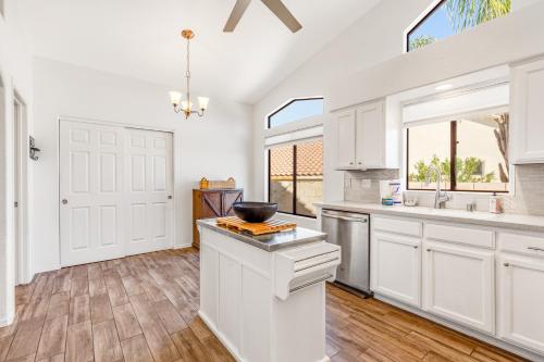 Una cocina o cocineta en Laurel Wood