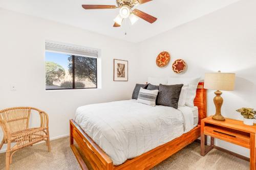 Una cama o camas en una habitación de Laurel Wood