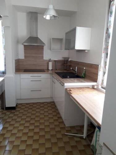 Maison de ville St Laurent Salanque à 4 km plages