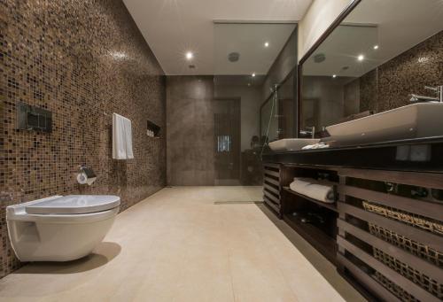 Gallery image of Residence on Park Street in Colombo