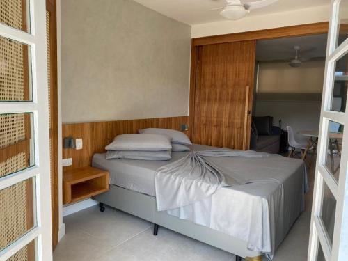 מיטה או מיטות בחדר ב-Porto Paúba Flat 116