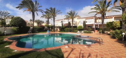 Swimmingpoolen hos eller tæt på Apartamento Buganvilia