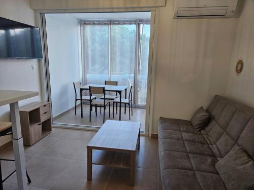 Grande motte Studio cabine parking clim plage 500m