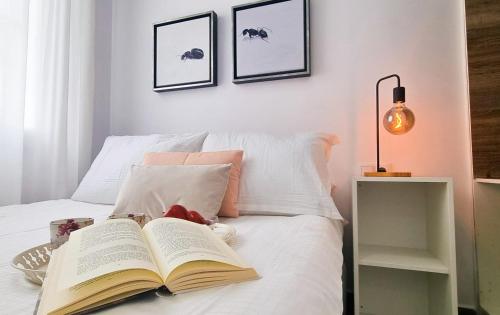 Posteľ alebo postele v izbe v ubytovaní Cozy & Quiet Apartment Capitán Huelin