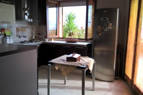 Kuchyňa alebo kuchynka v ubytovaní La casa sul mare
