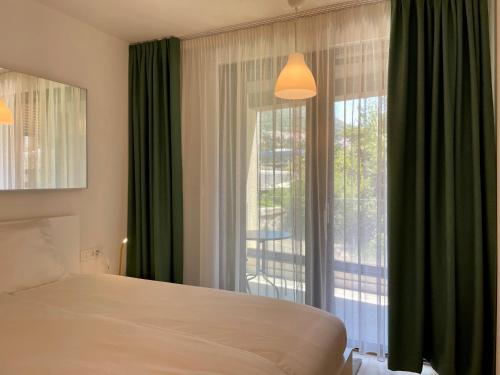 LAUS III , brand new lovely one-bedroom apartment