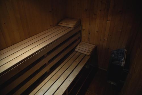 Imagen de la galería de FOR-A Apartmani, en Bečići