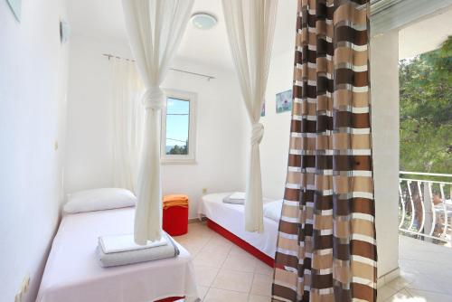 Apartments by the sea Balica Rat, Omis - 20494