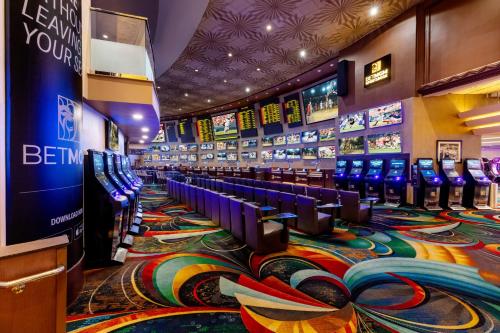 SKYLOFTS at MGM Grand Image