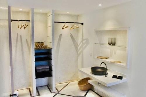 Tropical luxury villa in Sanur for 8 persons