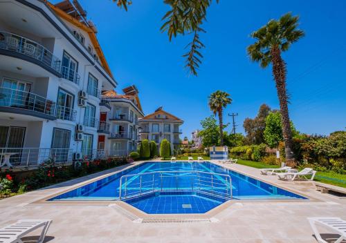 Comfortable Apartment with Shared Pool for 4 People in Fethiye - AWZ 225